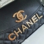 CHANEL VIP GIFT SHOULDER BAG รุ่น LIMITED จากงาน VIP GIFT(GWP) **มันดียยยย์มากแม่ ของแท้100% วัสดุหนังคาเวียร์เต็มใบ ด้านหน้าประดับโลโก้ทองสุดหรู ประดับสายร้อยลูกปัด CHANEL ฝากระเป๋่เปิดปิดด้วยกระดุมแป้กหมุน ด้านในรูดซิปอีกชั้น ช่องใหญ่กว้าง ด้านนึงเป็นช่