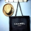 NEW! Chanel Shopping Bag With Chain กระเป๋าสะพายใบใหญ่ทรง Shopping Bag Limited Edition พรีเมี่ยมกิ้ฟของแท้นำเข้าจาก Chanel Perfume Counter ใบใหญ่วัสดุ Nylon โปร่งปั้มโลโก้แบรนด์สวยหรู เปิดปิดด้วยแถบแม่เหล็กซ่อนด้านใน บุฟองน้ำที่ฐานมาพร้อมสายสะพายโซ่ร้อยหน