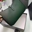 3สี VIP GIFT 】หนังแท้ Saint Laurent Le 5 à 7 Leather Hobo Bag รุ่นยอดนิยม รุ่นหายาก รุ่นที่สาวๆตามหา ใบนี้เลย!! สวยหรู กระเป๋าสะพายไหล่ ดีไซน์อยู่ทรง คลาสสิคแฝงความหรูด้วยโลโก้สีทองอร่ามโดดเด่น วัสดุหนังเรียบ สาวๆที่รออยู่ต้องรีบจัด รีบมีเป็นของตัวเองกันน