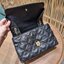 TORY BURCH FLEMING SOFT CONVERTIBLE SHOULDER BAG รุ่นหายากที่สาวๆตามหา มาพร้อมเสิร์ฟความสวยถึงบ้านไปเลยจ้า รอบนี้คัดสีสวยๆมาให้ได้ช้อปกันอย่างจุใจไปเลย กระเป๋าสะพายไหล่ หนังแท้นิ่มเต็มใบ สวยหรูดูแพง เปิด-ปิดด้วยตัวกดล็อคแน่นหนา สายสะพายในตัวปรับใช้ได้ 2 แ