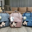 ส่งความน่ารัก! ANELLO x Disney Collection MINI DT-G006 กระเป๋าสะพายเป้ Limited คอลเลคชั่นดิสนีย์ขนาดมินิกำลังดี วัสดุ Polyester100% ด้านหน้ามีโลโก้และช่องซิป ด้านหน้าและด้านข้างพิมพ์ลายมิกกี้โดดเด่น มี Pocket ใส่ขวดน้ำซ้ายขวา ด้านหลังมีช่องซิปสะดวกใช้ภายใ