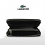 LACOSTE FACTORY LONG WALLET กระเป๋าสตางค์ใบยาวรุ่นใหม่ล่าสุดหนังสวยอยู่ทรงเปิดปิดด้วยซิปรอบด้านหน้ามีโลโก้แบรนด์เรียบหรู ภายในมีโลโก้ ช่องซิป ช่องใส่บัตรหลายช่องใส่มือถือ iphone8 เหรียญ บัตรได้เยอะ ตัวจริงสวยน่าใช้คลาสสิคไม่มีเอ้าท์ ราคาสุดคุ้ม สินค้ามาพร