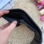 Guess wallet กระเป๋าสตางค์ใบสั้นซิปรอบทั้งใบ หนังลายแบรนด์ทั้งใบด้านหน้าติดโลหะโลโก้แบรนด์ หนังดีงามมาก