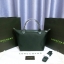 Longchamp Size S สินค้าใหม่ ของแท้!! เป็นล็อตผลิตเกินออเดอร์จากโรงงาน มาพร้อมการ์ด/ถุงผ้าแบรนด์/ถุงกระดาษแบรนด์ Size S: 25 x H. 23 x 16 cm. Color: Moss Green 794