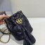 ของแท้ 💯% 】Tory Burch Fleming Soft Mini Bucket Bag กระเป๋าทรงขนมจีบขนาดมินิรุ่น Fleming ที่ตัดเย็บจากหนังแท้100% ที่มีคุณภาพสูงทั้งใบ