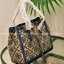 OUTLET 】Tory Burch T Monogram Jacquard Tote Bag ใบใหญ่ใส่จุมากค่ะสาวๆ! พร้อมส่ง! กระเป๋าที่สามารถใช้ได้กับทุกๆวัน วัสดุJacquard+หนัง ได้ลงตัว สวยงามค่ะ ปากกระเป๋าแบบหูรูด ที่จับอะไหล่แบรนด์สวย ภายในกระเป๋ากว้างมากๆ สาวๆที่สัมภาระเยอะนี่หายห่วงไปเลยค่ะ มีช