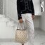 COACH TOWN BUCKET BAG WITH HORSE AND CARRIAGE PRINT ((2081-236)) 🔺กลับมาแล้ว ตามคำเรียกร้องค่ะ! กระเป๋าคล้องไหล่//สะพายข้างได้ วัสดุ pvc อย่างดี หนังนิ่มป่องพองตัวสวยงาม ลายรถม้าทั้งใบค่ะ ภายในกระเป๋าแบ่งเป็น2ช่องหลัก เปิดปิดแบบกระดุมแม่เหล็ก ภายใ