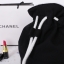 CHANEL VIP BEAUTE AUTHENTIC CANVAS DUFFLE BAG VIP Gift With Purchase รุ่น Limited Edition จาก Chanel Beaute ของแท้นำเข้าจากเคาเตอร์ต่างประเทศ วัสดุ Canvas เนื้อหนาภายในบุด้วย 100% Polyester สกรีนโลโก้แบรนด์ เปิดปิดแบบ Drawstring ใส่ ipad mini เครื่องสำอาง