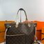 ORI หนังแท้ | LV Inside Out MM Tote Bag กระเป๋าสะพายทรงโท้ท พร้อมใบเล็ก 🤍 เกรดออริจินอล หนังแท้ ภาพถ่ายจากงานขายจริง ใช้งานต่างประเทศได้