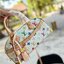 ORI หนังแท้ | LV x TM Handbag East West Murakami ซีซั่นนี้จะเป็นรุ่นไหนไปไม่ได้นอกจากรุ่นใหม่ล่าสุด พิมพ์ลายโมโนแกรมทั้งใบทรงล้ำสมัย หนังแท้นิ่มอย่างดี ประดับด้วยหมุดโลหะสีทองสุดหรูค่ะ