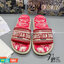 DIOR DWAY SLIDE Toile de Jouy Flowers Embroidered Cotton Dior Sandals รองเท้าแตะที่เป็นเอกลักษณ์ ที่สุดแห่งความหรูหราใช้งานได้ทุกวัน ตัดเย็บจากผ้าฝ้ายปักลาย ประดับด้วยรายละเอียดสวยงาม เสริมส้นยางหนาอย่างดีสวมใส่ง่าย น้ำหนักเบา งานเกรดออริจินอล 1:1 เหมือนท
