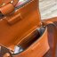 ของแท้ 💯% TORY BURCH MILLER METAL PHONE CROSSBODY อีกหนึ่งกระเป๋าใส่มือถือรุ่นฮิตที่เชื่อว่าหลาย ๆ คนต้องเคยเห็นผ่าน ๆ ตามาอย่างแน่นอน