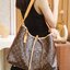 LV CARRYALL Monogram Canvas 12" / LV Shopping Bag รุ่นใหม่ล่าสุด กระเป๋าสะพายทรงหรูหรามีสไตล์ สวยปังมั้ยไหว ใบจริงสวยมากกกก ได้สวยก่อนใคร วัสดุหนังแคนวาสเคลือบลาย สวย คลาสสิค ภายในเป็นช่องโล่ง จุของได้เยอะ สาวๆใช้ใบนี้ สะพายไปไหนก็เข้ากัน ถ่ายรูปสวยๆ