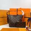 RI หนังแท้ | LV All In BB bag Monogram Canvas กระเป๋าทรงบัคเก็ต ออกแบบมาให้มีความจุที่เหมาะสำหรับทริปเดินทาง Monogram แคนวาสสุดไอคอนิกยกระดับความหรูหราด้วยฮาร์ดแวร์สีทอง