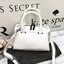 CHARLES & KEITH DOUBLE ZIP TRAPEZE (M) Best seller! กระเป๋าถือหรือสะพาย ขนาดกำลังดี น้ำหนักเบา ด้านบนเปิดปิดด้วยซิปคู่ ภายในบุหนัง จุได้เยอะ ใส่ mini iPad,กระเป๋าสตางค์ยาวได้ มีช่องเล็ก และช่องซิป มีแผ่นรองฐานวางอยู่ทรง มาพร้อมสายสะพายยาว ถอด ปรับระดับได้