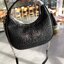 COACH CARMEN MINI CROSSBODY BAG กระเป๋ารูปทรงพระจันทร์โค้งมน น่ารักน่าใช้มากๆ!! เกรดท็อปออริ เกรดดีสุด สลับแท้ 1:1 ใช้ต่างประเทศได้
