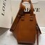 พรีเมี่ยมกิ๊ฟแท้ 100% 】งานหนังแท้ Loewe Hammock Leather Hobo Bag TAN