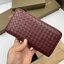 หนังแท้ BOTTEGA VENETA LONG WALLET ZIP AROUND / BV Wallet / BV Long Wallet พร้อมส่งที่ไทย กระเป๋าสตางค์ใบยาวซิปรอบ งานหนังแท้ทั้งใบ รุ่นตามหา เป็นรุ่นยอดนิยม ใช้ได้ทั้งหญิงชาย คลาสสิกหยิบมาใช้งานได้บ่อยที่สุด ใช้ทนทานได้นานภาพสินค้าถ่ายจากงานขายจริง ใช้งา