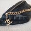 รุ่นใหม่ส่งท้ายปีกับ CHANEL CAVIER WAIST BAG งาน VIP GIFTจากเคาเตอร์้แบรนด์ดังระดับโลก ทรงคาดอกสุดหรู หนังคาเวียร์เต็มใบ อะไหล่ทอง เปิดปิดด้วยซิปสีทอง ด้านในใส่ขอฃจุกจิก กระเป๋าสตางค์แบบสั้นและโทรศัพท์ได้ทุกรุ่นค่ะ มาพร้อมสายสะพายแบบสายโซ่ทองและสายคาดแบบห