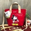ANELLO MICKEY LIMITED EDITION MEDIUM DT-G004 เอาใจวัยรุ่นกับอีกหนึ่งคอลเลคชั่นน่าสะสมจากมิกกี้ เมาส์และมินนี่ เมาส์ ที่วาดลวดลายของตัวการ์ตูนยอดฮิตลงบนกระเป๋าให้เป็นซิกเนเจอร์กับรูปแบบทรง medium tote ขนาดกลางกำลังดี อีกทั้งยังเลือกใช้วัสดุอย่างผ้า Canvas 