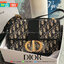VIP GIFT 】25cm CHRISTIAN DIOR 30 MONTAIGNE BAG ไอเท็มหายาก!! Best seller!! ยกให้น้องเลย!! กระเป๋าทรงกะทัดรัด มี 2 ขนาด ดีไซน์เรียบหรูในความเป็นเอกลักษณ์ ใช้งานง่าย สะดวก ใช้งานได้ทุกโอกาส แนะนำเป็น everyday bag ติดตัวไว้เลยจ้าสาวๆ