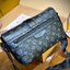 พร้อมส่ง 3 สี LV S-Cape Messenger Monogram Eclipse / LV Messenger Bag กระเป๋าทรงแมสเซ็นเจอร์ แบบคลาสสิกสวยงามเป็นเอกลักษณ์ เกรดออริ