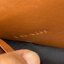 CELINE WALLET ON STRAP / CELINE TRIOMPHE CLUTCH กระเป๋าสะพายข้างใบเล็กสวยคลาสสิค สวยตะโกน งานเป๊ะปัง มีสายสะพายหนังสีน้ำตาล ถอดสายออกเพื่อเป็นกระเป๋าถือทรงคลัชท์เปลี่ยนลุคช์ ลวดลายtriomphe ความเป็นแบรนด์ CELINE ได้อย่างชัดเจน ให้ความรู้สึกที่ดูวินเทจ ที่ส