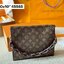 LV Poche Toilette Monogram Canvas / LV Clutch กระเป๋าถือทรงคลัช/ทรงพอช พร้อมสายสะพายถอดได้ ใช้ได้ทั้งชายหญิง โดดเด่นด้วยสายโซ่ใหญ่ตกแต่ง ด้วยรูปทรงกะทัดรัดใช้งานได้อย่างสะดวก