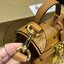 M.C.M MINI HERITAGE SATCHEL IN VISETOS **รอบราคาพิเศษต่ำกว่าทุน** รุ่นหายาก กลับมาให้จับจองกันแล้วจ้า กระเป๋าถือ/สะพายทรงสวยสุดแซ่บ มีดีเทลความงามมากมายในหนึ่งเดียว ความพิเศษคือตัวล็อคกุญแจและพวงหนังห้อยสุดหรู