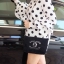Chanel Precision Velour Crossbody Bag กระเป๋าสีดำแบรนด์ Chanelทำจากขนเฟอร์สีดำ น้ำหนักเบา ปากกระเป๋ามีซิปรูดปิด สายโซ่ ถอดออกได้ค่ะ จะสะพายไหล่ สะพายข้างหรือถือเป็น cluth ก็สวยหรูดูแพง มากับราคาสุดคุ้ม