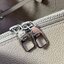 VIP ORI หนังแท้ | เกรดดีสุด LV Bella Tote Bag กระเป๋าทรงโท้ทผสานดีไซน์ทรงบัคเก็ตสุดคลาสสิก ฉลุลายโลโก้แต่งดีเทลจับจีบอย่างพิถีพิถัน หนังแท้สัมผัสนุ่มโทนสีเทาเรียบหรูสง่างาม