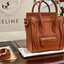 พร้อมส่งรุ่นยอดฮิต!! CELINE HANDLE BAG VIP / Celine Nano Luggage Bag กระเป๋าหนังแท้ ขนาดกำลังดี เปิดปิดด้วยซิปอะไหล่ทองมีที่จับหนัง ด้านในกว้าง มาพร้อมช่องซิปอีกช่อง เป็นอีกทรงที่ฮิตมานานข้ามปี มาพร้อมสายยาวสะพายแบบ CROSSBODYได้ หรือจะถือออกงานก็สวยหรูอีก