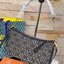 Tory burch T Monogram Jacquard Studio Bag กระเป๋า T Monogram Studio รูปทรงกระทัดรัด มาในสไตล์มินิมอลที่ถูกรังสรรค์อย่างปราณีตด้วยผ้าทอ jacquard เพื่อเฉลิมฉลองโลโก้กราฟฟิก ลวดลายสวยเด่น ดูสะดุดตา ใช้งานได้หลายรูปแบบ การแมทช์กระเป๋าให้เข้ากับการแต่งตัวทุกวั