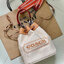 COACH Color-Block Leather Field Bucket Bag ((C3850//C3851)) พร้อมส่งที่ไทย ใหม่ล่าสุดค่ะ! กระเป๋าทรงขนมจีบ สุดฮิต ใช้ได้กับทุกๆวัน หนังแท้ลายหนังสวยนิ่มมือดีค่ะ ด้านหน้ามีโลโก้แบรนด์ตังใหญ่ ปากกระเป๋าแบบหูรูด ปล่อยหนังห้อยยาวลงมา ภายในกระเป๋ากว้างใส่กระเป