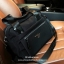 PRADA NYLON BOWLING BAG GIFT WITH PURCHASE GWP Limited edition พรีเมี่ยมกิ้ฟจากเคาน์เตอร์แบรนด์ต่างประเทศวัสดุ Nylon เนื้อหนาคุณภาพดีตามแบบฉบับแบรนด์ ด้านหน้ามี2ช่องซิปและโลโก้แบรนด์ ด้านข้างมีช่องใส่ของ ด้านหลังมี1ช่องซิป หูจับสะพายไหล่ได้ พร้อมสายสะพายย