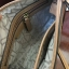 Calvin klein mini crossbodyBag กระเป๋าสะพายทรงครอสบอดี้ มีลายแบรนด์เป็นซิกเนเจอร์รอบใบทั้งภายในและภายนอก เปิดปิดด้วยซิปเดียวใช้งานง่าย ใบมินิน่ารัก ใส่ธนบัตร บัตรต่างๆ เครื่องสำอางค์ของจุกจิกได้ ต้องมีสะพาย นับเป็นตัวเลือกที่น่าสนใจสำหรับคนที่กำลังมองหากร