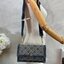 TORY BURCH 81000 MINI T MONOGRAM JACQUARD SHOULDER BAG คอลเลคชั่นฤดูใบไม้ผลิ 2021 กระเป๋าสะพายรุ่นใหม่จาก Tory Burch ดีไซน์สวยคลาสสิค แฝงไว้ด้วยความหรู ลวดลายผ้าแจ็คการ์ด T Monogram บนกระเป๋า Tory Burch นี้ เป็นการยกย่องให้กับงานควิลท์ชาวเพนซิลเวเนียดัตช์