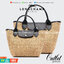 LONGCHAMP LE PLIAGE COLLECTION PAILLE TOP HANDLE BAG มี 3 ขนาด XS/S/M กระเป๋าถือหรือสะพาย งานสาน raffia ปากกระเป๋าตัดด้วยหนังสีดำ ลุคช์สุดเท่ของเหล่า Celebrities กับกระเป๋าปิคนิกสุดฮิตจาก Longchamp อย่าง Le Pliage Paille (เลอ ปลิยาจ ไพล์) ถือเป็นกระเป๋าที