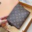 LV Toiletry 26 with strap / LV Toiletry Pouch 26 in Monogram Reverse Canvas with Wide Shoulder Strap Replica ต๊าซมากแม่ ลุคนี้ความเท่ ความปังได้หมด มาใหม่ลายโมโนแกรม งานซิปมา2 สาย งานสวยเป๊ะมาก ได้หญิงสะพายได้ ผู้ชายสะพายดี ใครหาอยู่ห้ามพลาดน้า งานอะไหล่ป