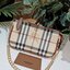 BURBERRY FRAGRANCES CLUTH BAG VIP GIFT WITH PURCHASE (GWP) คลัชพรีเมี่ยมกิ๊ฟ Limited Edition รุ่นหายาก จาก BURBERRY FRAGRANCES COUNTER หนังลาย Vintage Signature สุดคลาสสิค มาพร้อมสายโซ่คล้องมืออะไหล่ทอง เปิดปิดด้วยซิปสะดวกใช้ สามารถใส่มือถือ เงิน บัตรเครด
