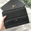 David Jones Clutch Bag กระเป๋าสะพายทรง cluth ขนาดกำลังดี วัสดุหนังวัวแท้ หนังนิ่ม ตัวกระเป๋าเปิดปิดด้วยกระดุมแม่เหล็ก ภายในมีช่องเล็กใบบัตร ด้านหลังมีอีก 1 ช่องใส่โทรศัพท์ได้ค่ะ มาพร้อมสายยาวถอดได้ สะพาย crossbody ได้ค่ะ คุ้มค่าคุ้มราคา