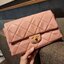 VIP 】สวยหรูพร้อมเสิร์ฟ!! กับไอเท็มสุดเลิฟจาก Chanel กระเป๋าสะพายที่สุดของความคุ้มค่า วัสดุหนังแกะนิ่มเต็มใบ เปิด-ปิดกระเป๋าด้วยตัวบิดล็อค ภายในกระเป๋าบุผ้าสวยหรู มีช่องโล่งกว้างจุของได้สบาย ใส่โทรศัพท์ กระเป๋าสตางค์ได้ มีช่องซิป 1 ช่อง ช่องย่อย 1 ช่อง ดีเ