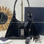 TOP ORI หนังแท้ | เกรดดีสุด PRADA Medium leather tote bag / pradahobo กระเป๋าสะพายทรงโฮโบ คลาสสิคหนังเงาสวยหรูดูแพง ใบใหญ่กำลังดี ดีไซน์ใหม่ล่าสุด ภายในโล่งกว้าง จุของได้สบายๆ