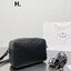 PRADA CAMERA LEATHER BAG with shoulder strap / PRADA MESSENGER BAG BLACK กระเป๋าสะพายหนัง รุ่น Unisex ใช้ได้ทั้งชายหญิง ขนาดกำลังดี ดีไซน์เรียบ แต่หรูหรา พร้อมสายสะพาย 2 เส้น ปรับระดับได้ สามารถสะพายไหล่ และครอสบอดี้