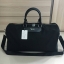 New arrival ! ของมันต้องมี♡ มาใหม่กับ กระเป๋าทรง Travel Bag ใส่ของได้เยอะมาก (มาพร้อมถุงผ้าแบรนด์) ไปต่างประเทศได้สบายคะ หมดห่วง ตัวกระเป๋าทำจากผ้า Nylon อย่างดี สามารถกันน้ำได้ ทรงสวยมากคะ มีความอยู่ทรงในระดับนึงด้านหลังมีช่องซิป มาพร้อมอะไหล่เงิน