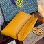 Tory burch Miller Metal clutch กระเป๋าคลัทช์ดีไซน์เรียบหรูออกแบบมาได้อย่างลงตัว ด้วยรูปทรงที่สวยงามและทันสมัย จากแบรนด์ Tory Burch ขนาดกำลังดี สามารถใส่กระเป๋าสตางค์หรือเครื่องสำอางค์ได้ตามขนาดกระเป๋า ในเรื่องของดีไซน์และอะไหล่สีทองดูแมทช์กันดีกับกระเป๋า 