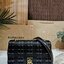 Rare items! รุ่นนี้ที่รอคอย BURBERRY FRAGRANCES QUITED LAMBSKIN BAG หนังแท้ Lambskin นิ่มสวยหรูดูดี เปิดปิดด้วยฝาปิดสัญลักษณ์รูปตัวB ภายในโล่งกว้าง ใส่มือถือ กระเป๋าสตางค์ได้ มาพร้อมสายสะพายโซ่ทองต่อหนังรองบ่าสามารถซ้อนสายสั้นสะพายไหล่ได้ หรือใช้สายยาว Cr