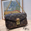 LV Pochette Metis East West Monogram Canvas กระเป๋ามัลติฟังก์ชั่น ดีไซน์กะทัดรัด สะดวกพกพามากๆ และพิเศษสุดๆมีสายมาให้ถึง 2 แบบ