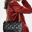 TORY BURCH FLEMING SOFT CONVERTIBLE SHOULDER BAG รุ่นหายากที่สาวๆตามหา มาพร้อมเสิร์ฟความสวยถึงบ้านไปเลยจ้า รอบนี้คัดสีสวยๆมาให้ได้ช้อปกันอย่างจุใจไปเลย กระเป๋าสะพายไหล่ หนังแท้นิ่มเต็มใบ สวยหรูดูแพง เปิด-ปิดด้วยตัวกดล็อคแน่นหนา สายสะพายในตัวปรับใช้ได้ 2 แ