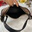 Coach Bailey Hobo With Whipstich Shoulder Bag (coachc1322) กระเป๋าcoach ทรงโค้งใช้แบบหิ้วหรือคล้องไหล่ก็ดูดี ใช้วัสดุหนังแท้ชั้นดี หนังสวยมากๆค่ะ ด้านหน้าใช้อะไหล่แบรนด์ตัวใหญ่ หรู ดูสะดุดตามีเดียว จุดเด่นตรงสายคือร้อยหนังเป็นสีเข้ากับตัวกระเป๋าได้สวยงาม 